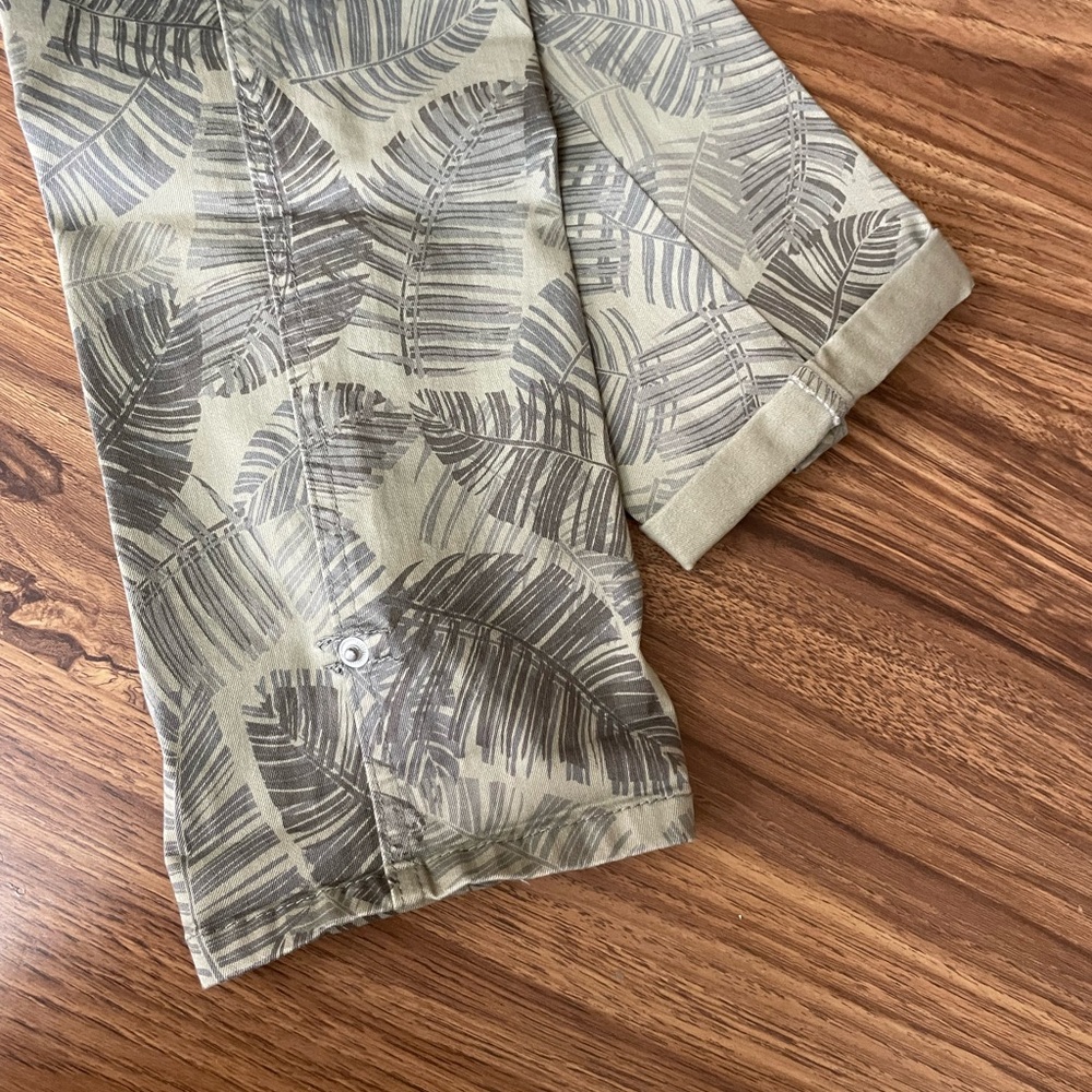 Democracy “Flex-Ellent” Cargo Crop Jeans - Picture 10 of 11